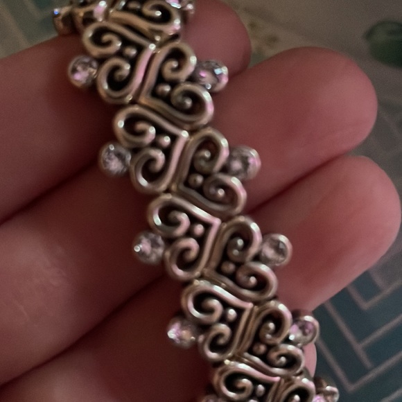 Heart Stretch Bracelet - Picture 9 of 10